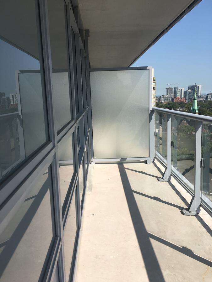 Toronto Metropolitan University-Daphne Cockwell Complex Residence ห้อง รูปภาพ